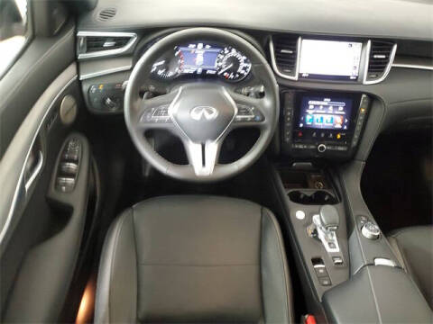 2023 Infiniti QX55 Essential