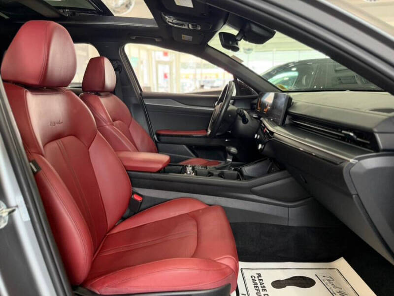 2025 Kia K5