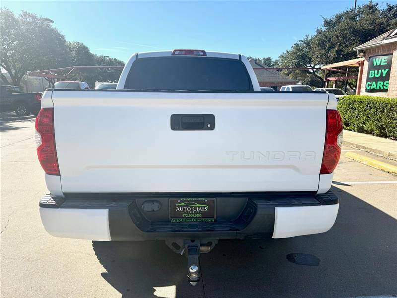 2017 Toyota Tundra SR5