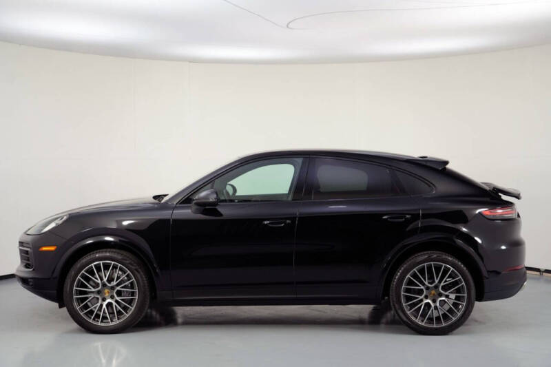2022 Porsche Cayenne Coupe Platinum Edition
