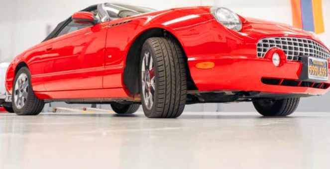 2003 Ford Thunderbird