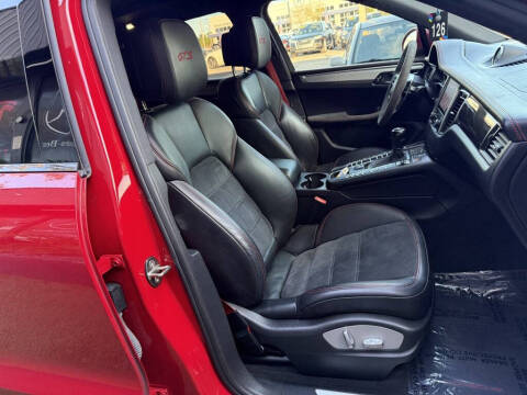 2017 Porsche Macan GTS