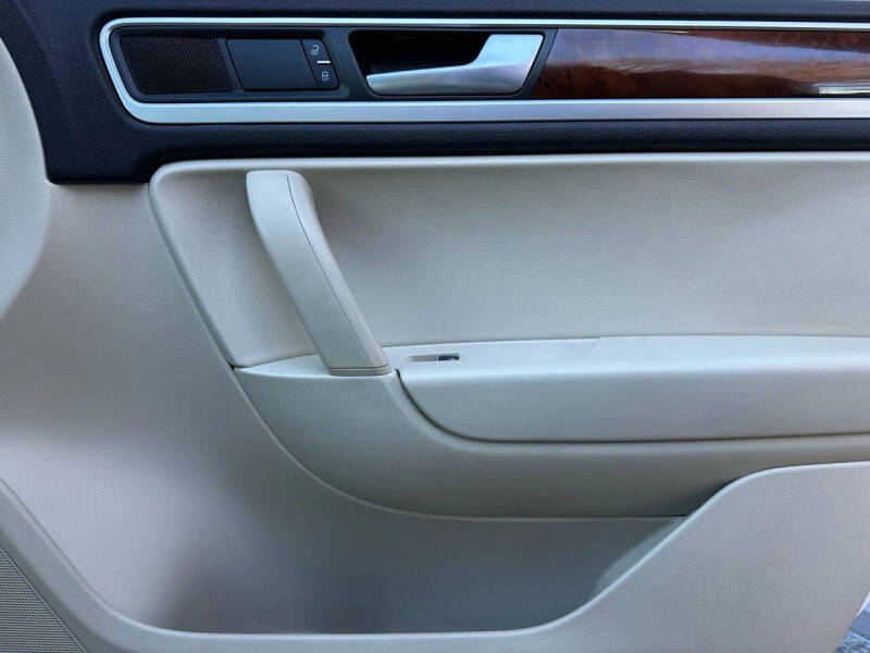 2013 Volkswagen Touareg