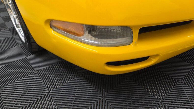 2004 Chevrolet Corvette