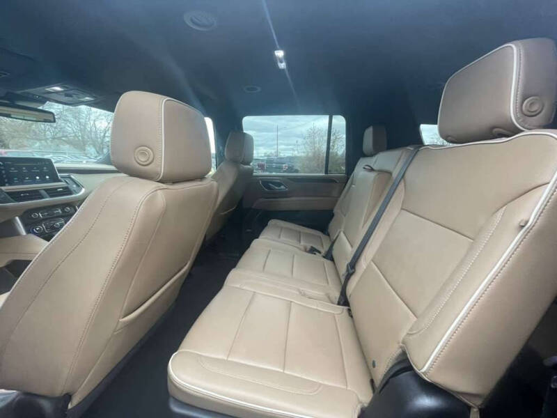 2024 Chevrolet Suburban Premier