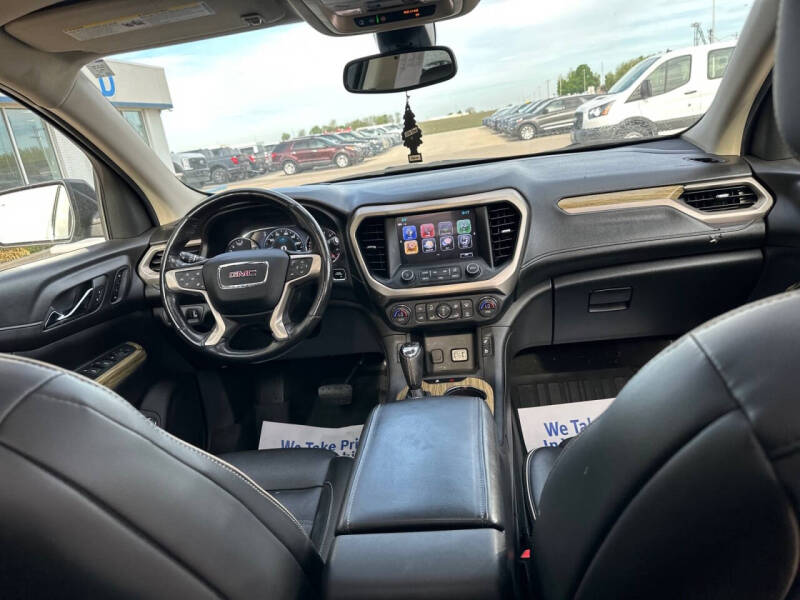 2019 GMC Acadia Denali