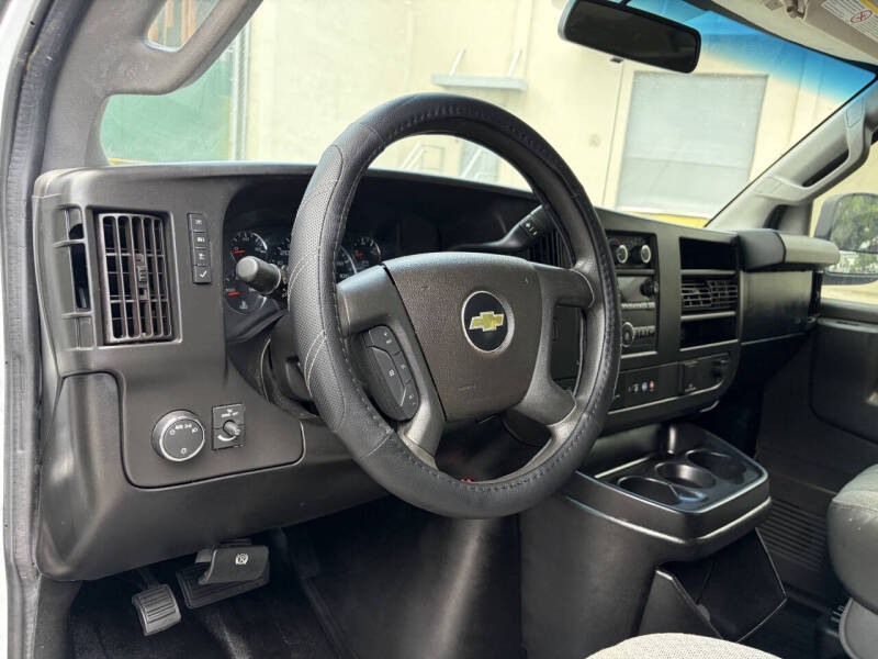 2020 Chevrolet Express LS 3500
