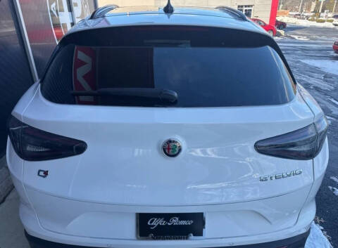 2025 Alfa Romeo Stelvio