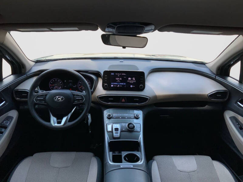 2023 Hyundai Santa Fe SE