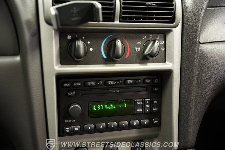 2003 Ford Mustang Mach 1 Premium
