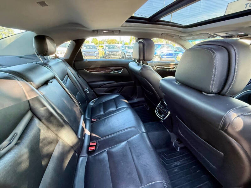 2013 Cadillac XTS Luxury Collection