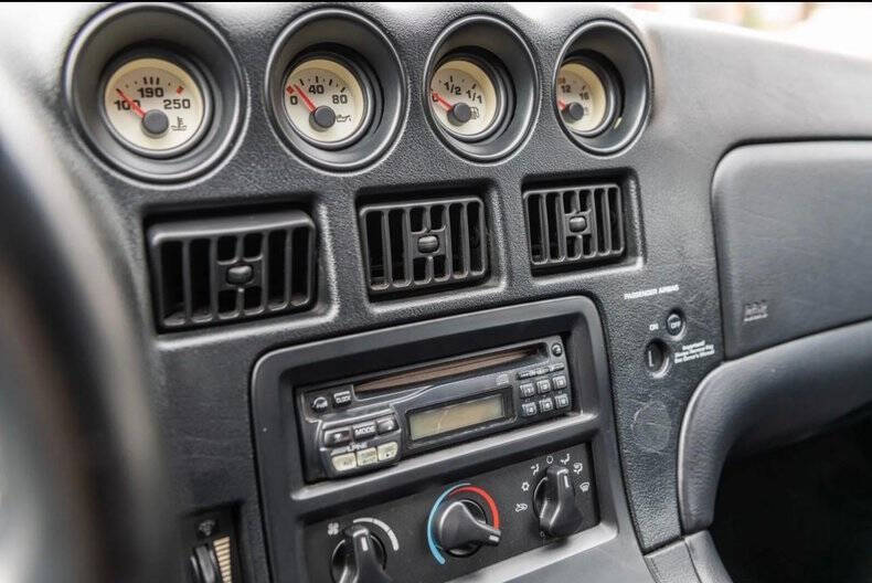 1998 Dodge Viper RT/10