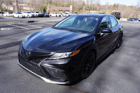 2021 Toyota Camry for sale at Modern Motors - Thomasville INC in Thomasville NC