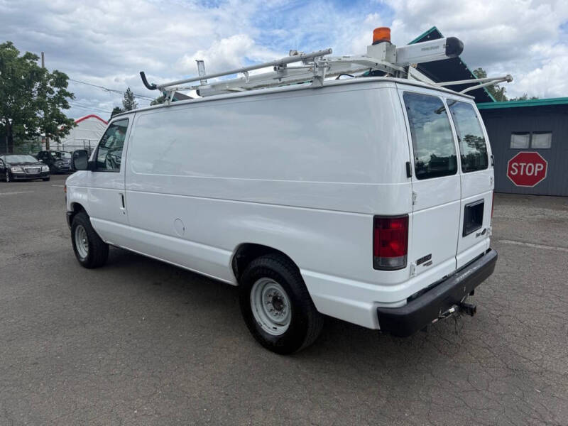 2012 Ford E-Series E-150