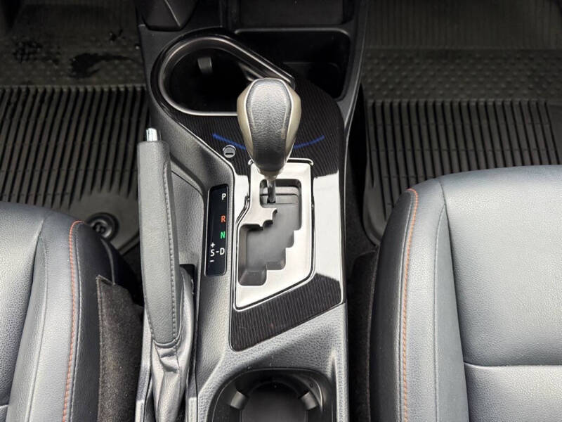 2017 Toyota RAV4 Hybrid SE