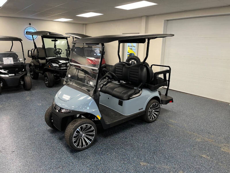 2026 E-Z-GO RXV 4 ST
