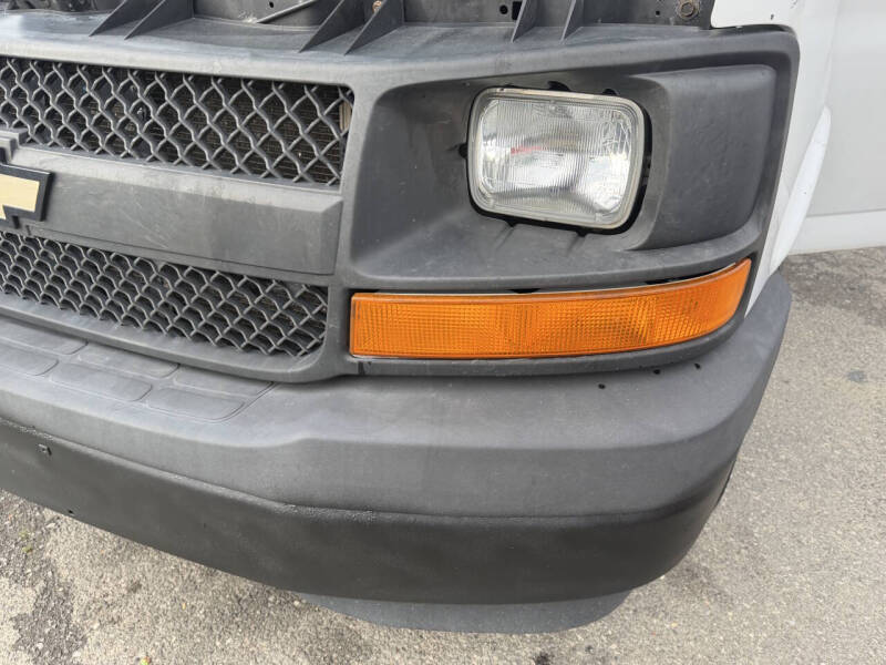 2017 Chevrolet Express 2500