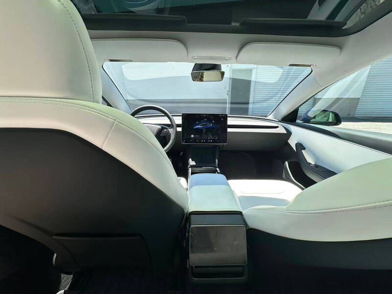 2025 Tesla Model 3 Long Range