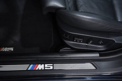 2003 BMW M5