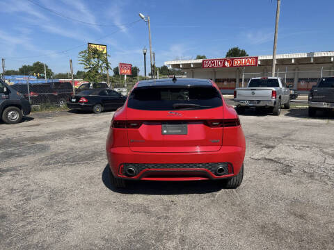 2019 Jaguar E-PACE P300 R-Dynamic S