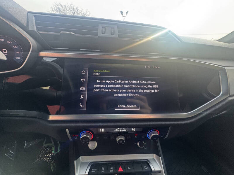 2020 Audi Q3 quattro Premium 45 TFSI