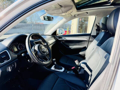 2016 Audi Q3 2.0T Premium Plus