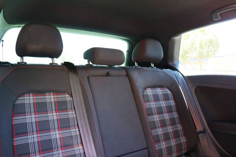 2015 Volkswagen Golf GTI S