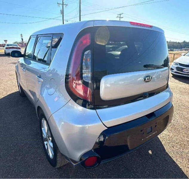 2016 Kia Soul +