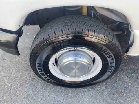 2005 Ford E-Series E-250