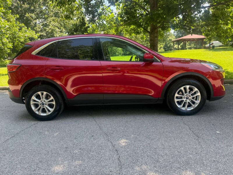 2022 Ford Escape SE