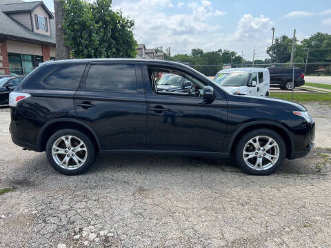 2015 Mitsubishi Outlander SE