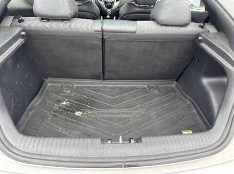 2013 Hyundai Veloster