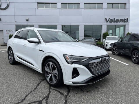 2024 Audi Q8 e-tron quattro Prestige