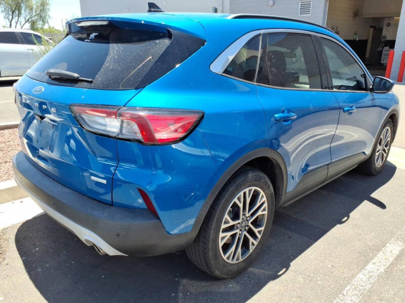 2020 Ford Escape SEL