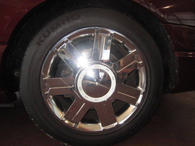 2004 Ford Thunderbird Deluxe