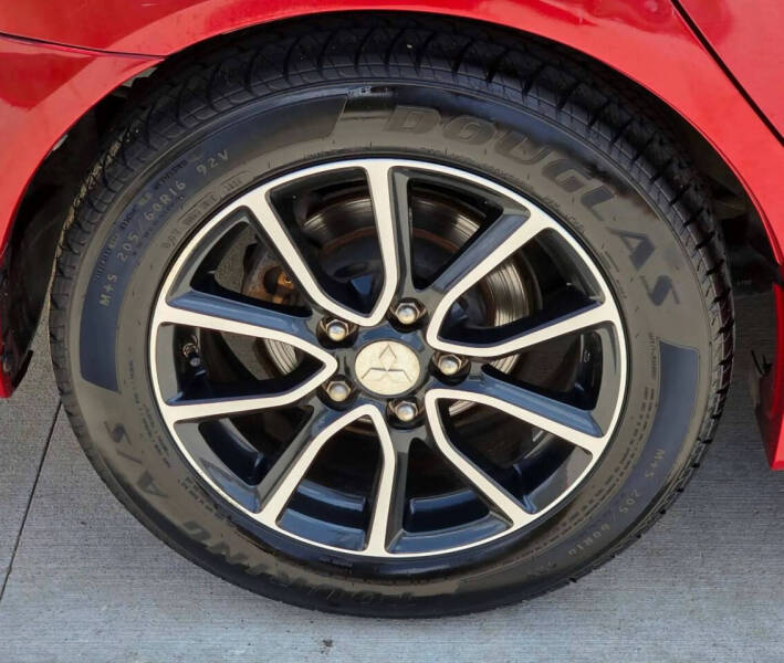 2017 Mitsubishi Lancer