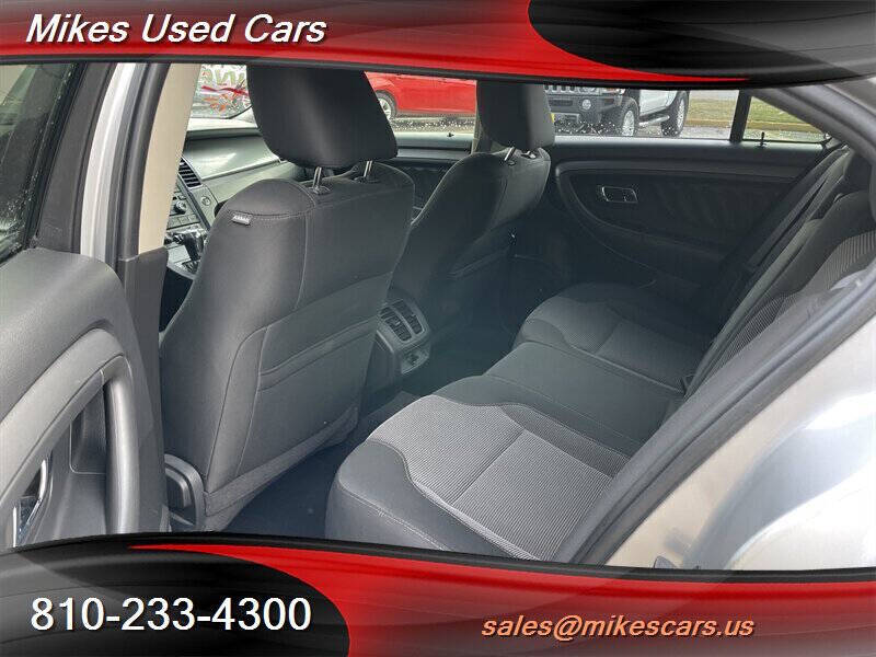 2010 Ford Taurus SEL