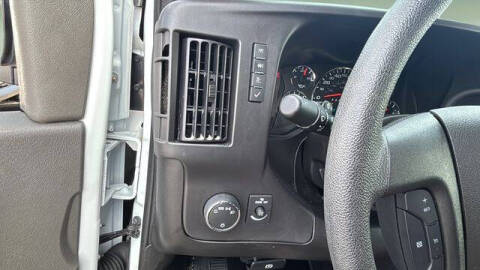 2024 Chevrolet Express LT 3500