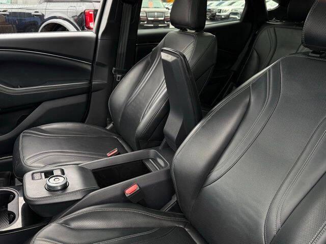 2022 Ford Mustang Mach-E Premium