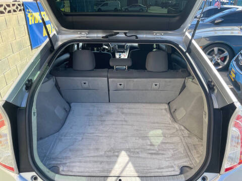 2014 Toyota Prius Two