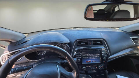 2017 Nissan Maxima Platinum