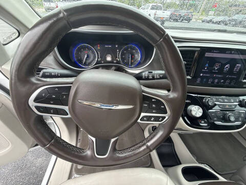 2018 Chrysler Pacifica Touring L Plus
