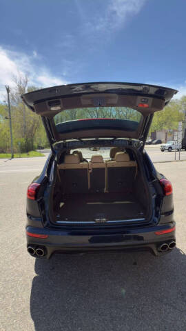 2016 Porsche Cayenne S