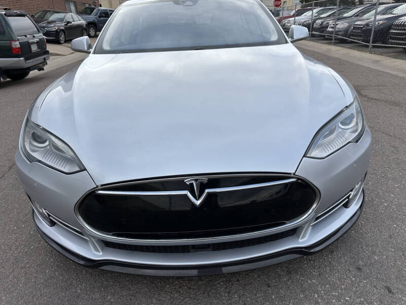 2015 Tesla Model S 70D