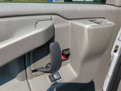 2025 Chevrolet Express 3500