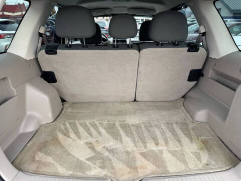 2011 Ford Escape XLS