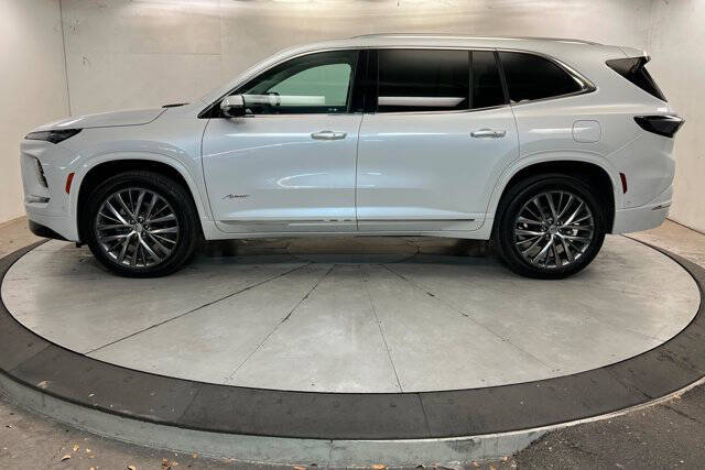 2025 Buick Enclave Avenir