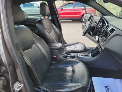 2014 Chrysler 200 Limited