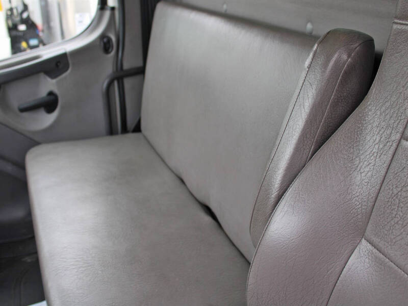 2018 Freightliner M2 106