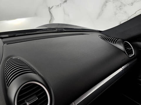 2017 Porsche 718 Cayman